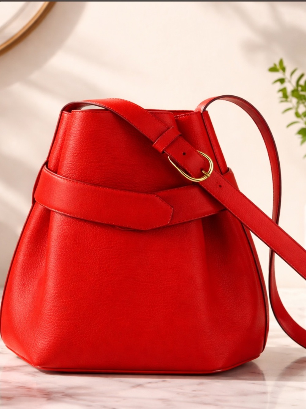Authentic Louis Vuitton EPI Sac D’épaule Shoulder Bag Red Leather.
